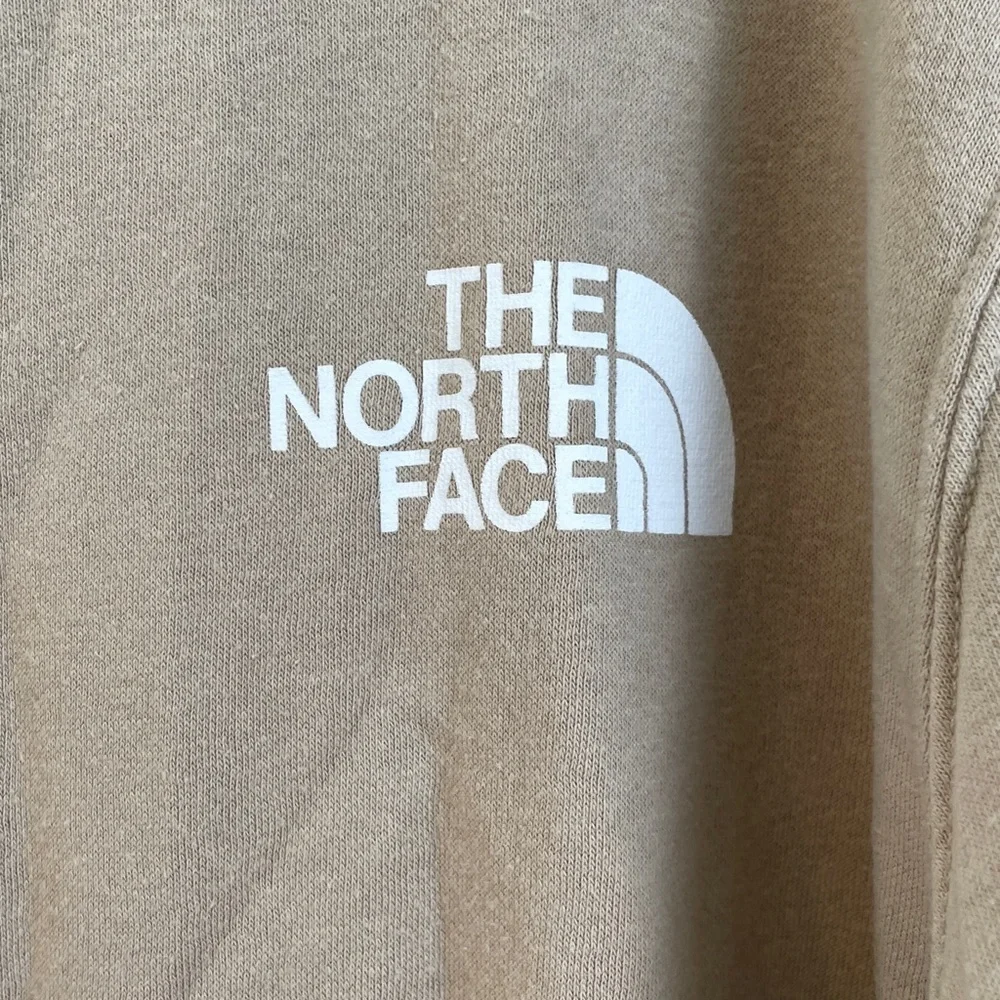 The North Face Men's Beige Crewneck Sweater Size Large